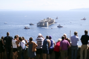 В Италии организовали экскурсии к месту крушения Costa Concordia