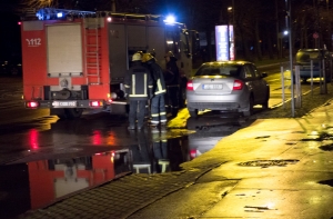 В Вентспилсе из-за пожара эвакуировано более 30 человек