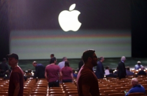 Apple представила iPhone 6 и iPhone 6 Plus (ФОТО,ВИДЕО)
