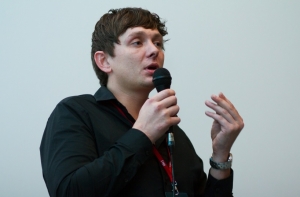 Латвийский актер призвал ЕП не утверждать Домбровскиса на посту еврокомиссара