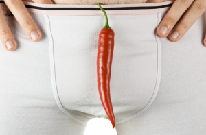 Доказано: мужчины больше не доверяют женщинам покупку трусов