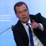 Медведев предложил ввести в России tax free