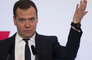 Медведев о санкциях: я думал западные партнеры окажутся умнее