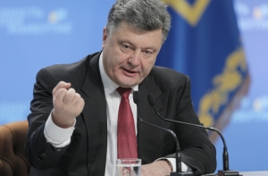 Порошенко исключил введение на Украину миротворцев