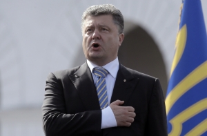 Порошенко объявил о прекращении огня на Донбассе