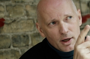 Херманис: 40% латвийцев с правом голоса – без мозгов