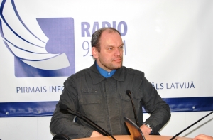 Политолог: в новом правительстве все чем-то недовольны