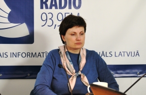Винкеле: Страюма может продолжать руководить страной