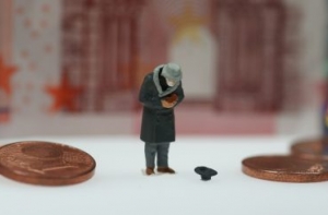 В Латвии опять увеличилось количество малоимущих
