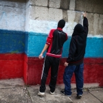 В ЛНР желто-синие здания перекрасят в цвета «луганского триколора»