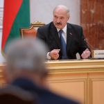 Лукашенко посоветовал белорусам забыть о жизни без России