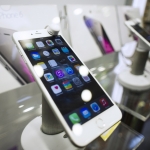 Эксперты: iPhone 6 может быть опасен для здоровья