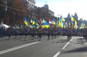 На «Марш мира» в Киеве пришли пять тысяч человек (ВИДЕО)