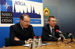 Глава полиции безопасности отрабатывает последнюю смену
