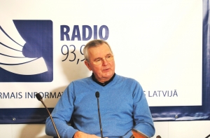 Юрканс: Латвия «поет в общем хоре» политики Евросоюза (АУДИО)