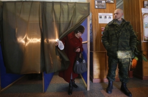 В Донецкой и Луганской республиках начались выборы