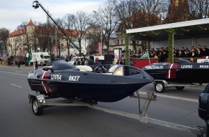 ПРЯМАЯ ТРАНСЛЯЦИЯ НА MIX TV: парад вооруженных сил Латвии