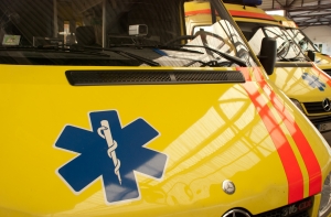 Последствия снегопада: люди попали в больницу с переломами ребер и ног