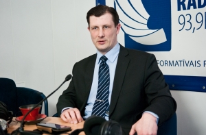 Юрист: оштрафовать Кайминьша за съемки в Сейме не имеют права