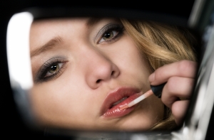 Опрос: make up-секреты модных рижанок