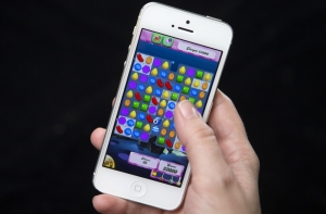 Британия: парламентарий играл в Candy Crush на работе