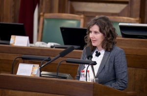 Министр экономики: падение рубля повлияет на Латвию сильнее, чем санкции