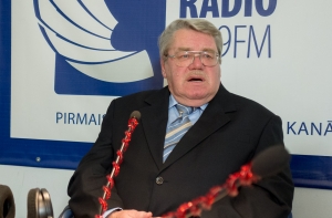 Политолог рассказал, почему отношения Латвии и России стали холодными (АУДИО)