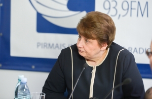 Премьер про фермеров: помню, как поливали окна молоком, но сейчас это не поможет