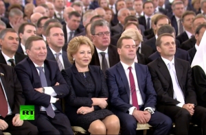 Дмитрий Медведев снова «уснул» во время речи Путина (ФОТО)