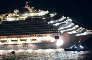Бывший капитан Costa Concordia возложил вину за катастрофу на свой экипаж