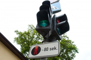 ДТП в Кенгарагсе: на дорогу свалилась часть конструкции светофора (ДОПОЛНЕНО)