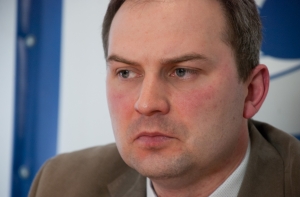 Глава Национальной службы здоровья уходит в отставку: много стресса (АУДИО)