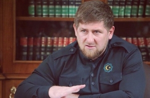 В грозненской школе блокировали группу боевиков