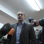 Визит Аксенова в Индию переполошил Госдеп и Киев