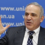 Каспаров: Путин «умрет» в Кремле
