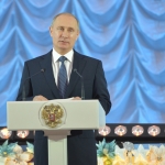 Путин выступил с речью на новогоднем приеме в Кремле
