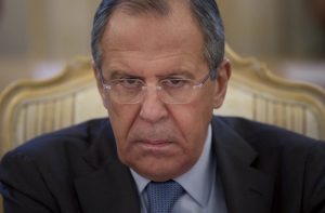 Лавров раскритиковал отказ Украины от внеблокового статуса