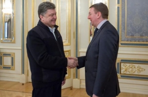 Порошенко хочет создать всеевропейский русскоязычный канал