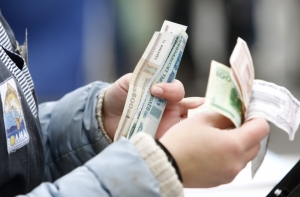 Нацбанк Белоруссии отменил сбор на покупку валюты