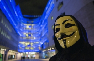 Хакеры Anonymous намерены отомстить за нападение на офис Charlie Hebdo