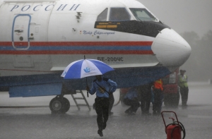 Российские водолазы приступили к поиску черных ящиков самолета AirAsia