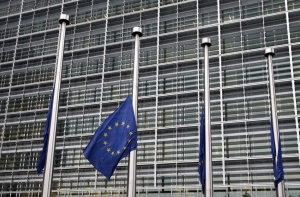 Латвия поднимет вопрос о создании русскоязычного телеканала для ЕС