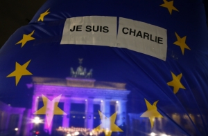 Первый после теракта номер Charlie Hebdo поступит в продажу