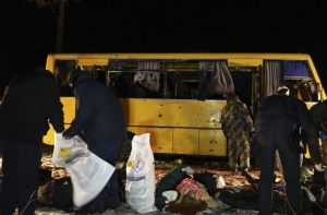 Обстрел автобуса под Донецком: число погибших увеличилось до 12