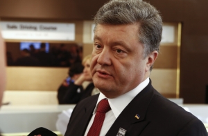 Порошенко призвал сохранить санкции в отношении России