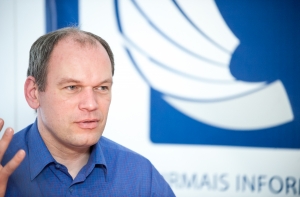 Политолог: в Латвии умышленно выбирается «наполовину серый» президент