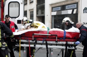 Голос Парижа на Baltkom: выжившие сотрудники ответили на теракт очередной карикатурой