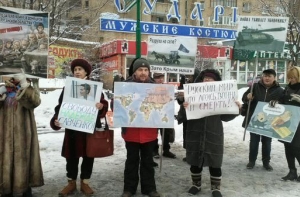 В Москве задержали активистов после пикета с карикатурами на Путина