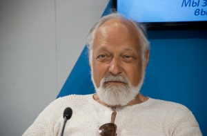 Экономист: доходы латвийцев увеличились также, как и расходы (АУДИО)