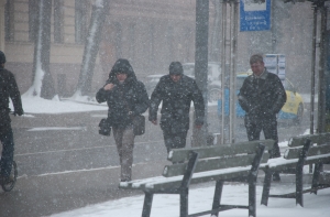 На скользких улицах травмы получили 11 человек